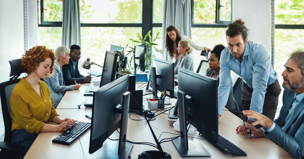 IT professionals, angry that the Government is cutting their facilities: "Since last year I have been evading. No one looks at the car mechanics, the waiters, the nail girls...”