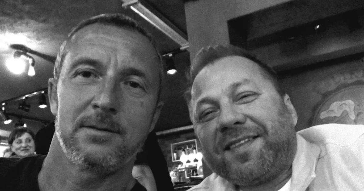 Mihai Stoica, upset by the death of his best friend. The club official died at the stadium, just before the match