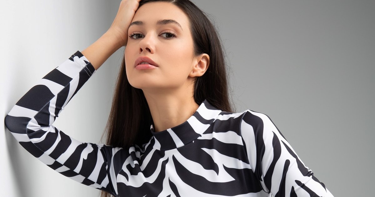 One of the most beautiful Romanian actresses, on the cover of a magazine from the United States