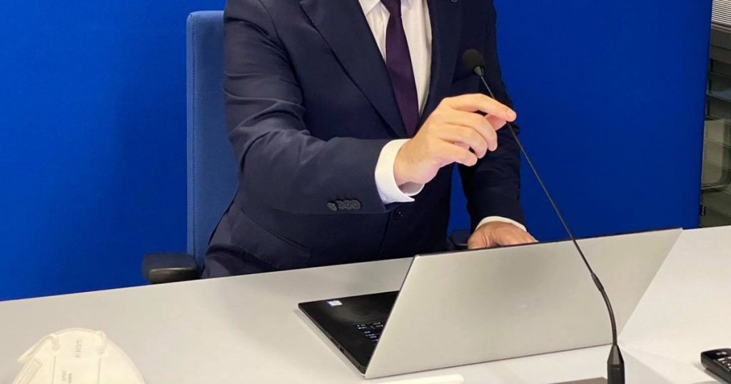 Romania is celebrating the coming of age since its accession to the EU. Victor Negrescu: It's time for the country to get over the new member state complex