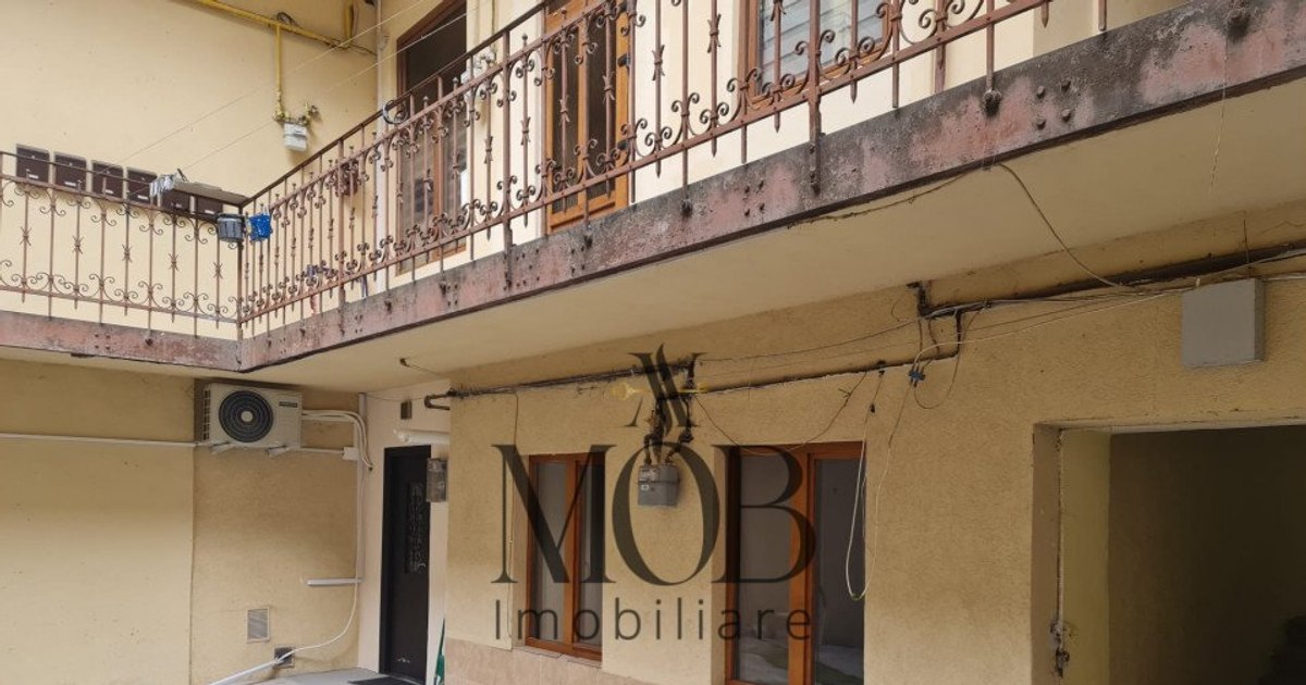 Studio in the center of Cluj, put up for sale for 229,000 euros. "Are you normal?"