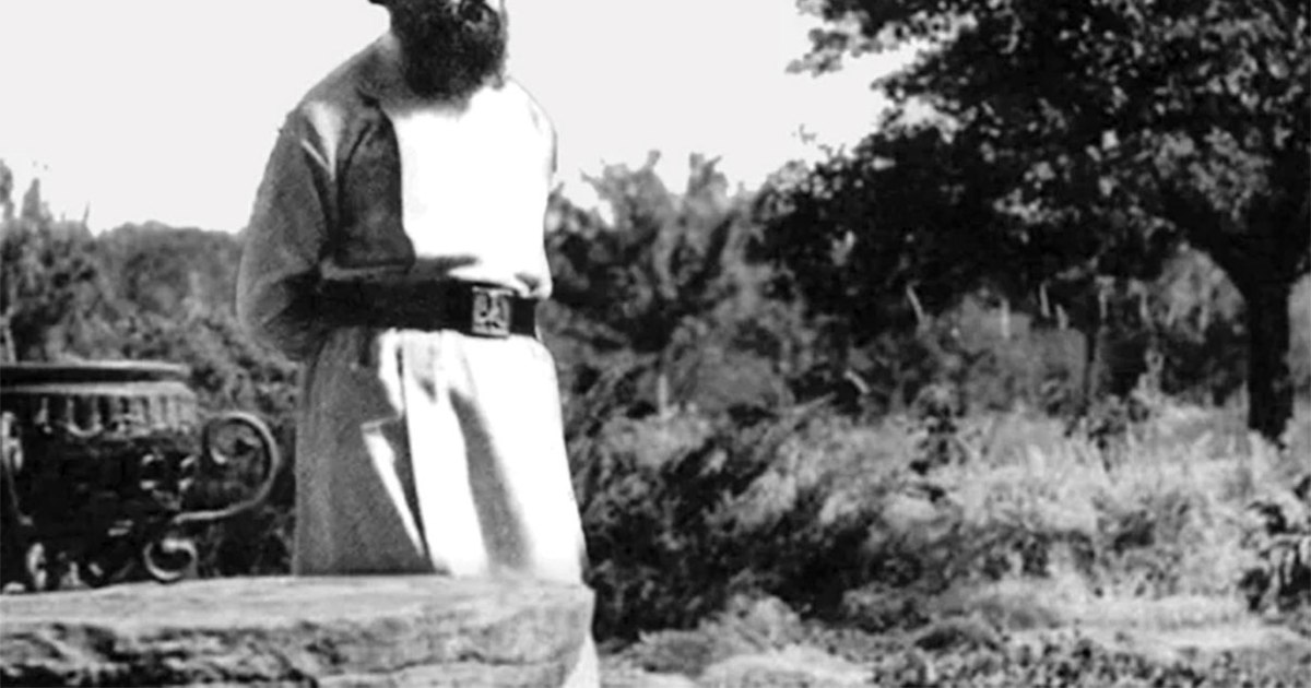 The life of a monk, less desired by Romanians. Abbot: "Too few young people enter monasteries with a true calling"