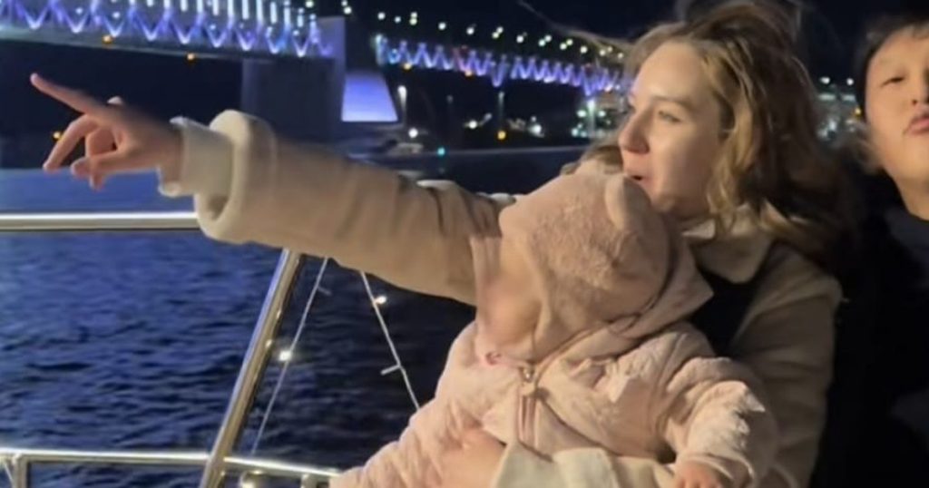 Video The experience of a Romanian woman who spent New Year's Eve on a tourist boat in South Korea: "I paid 100 lei per person"