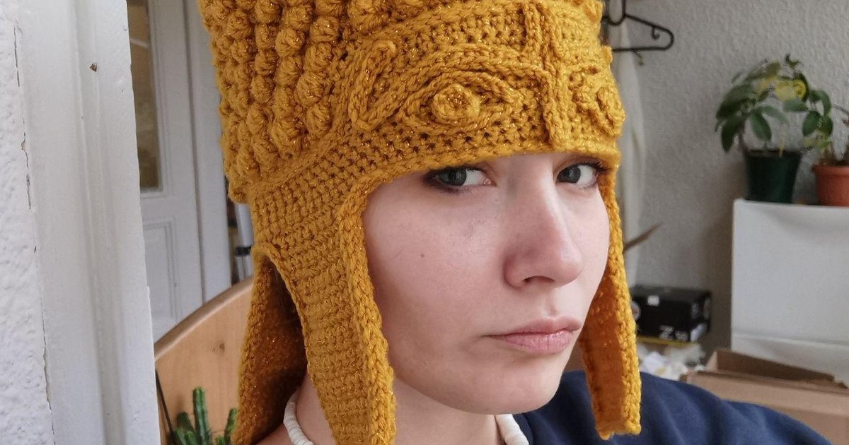Video the irony that became viral of a young woman, after theft of the helmet from Coțofenești. "I crochet any treasure at home!"