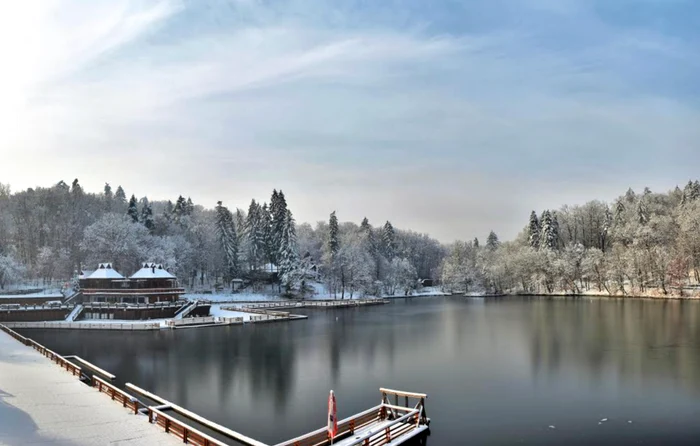 Photo Travel Communication