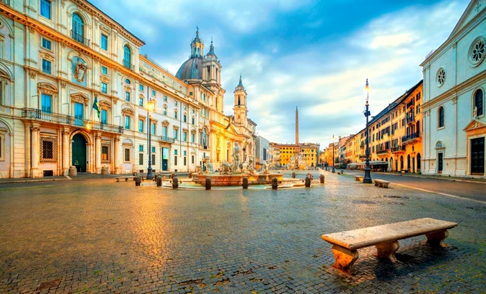 Roma Italia Favorite destination by Romanians for a romantic escapade of Dragobete photo Vola