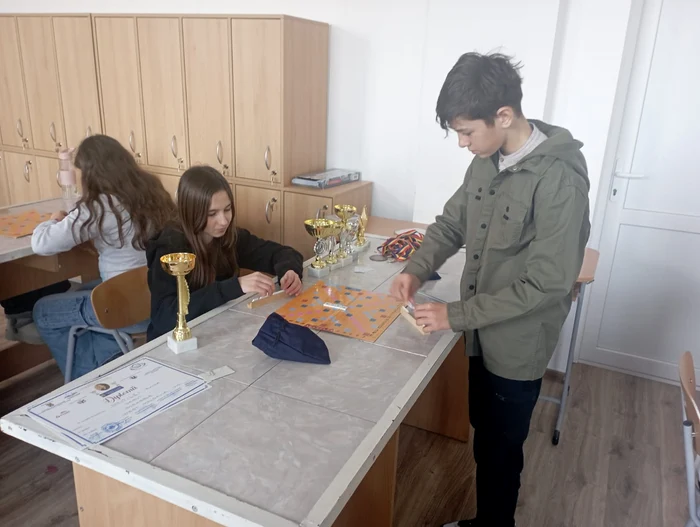 Students train whenever PHOTO COSMIN ZAMFIRACHE