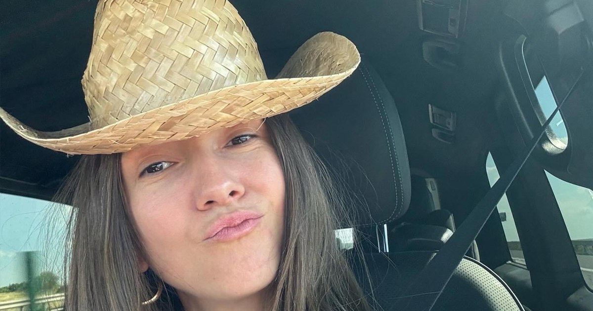 Adela Popescu, exciting confessions about her childhood: "It also causes me sadness"