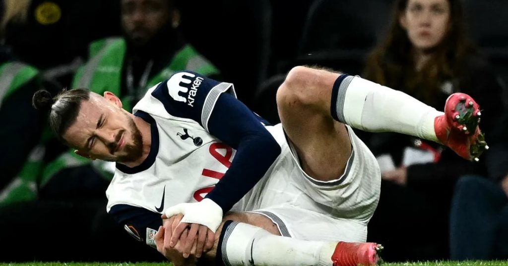 Coșmar news for Radu Drăgușin. Only next year could play