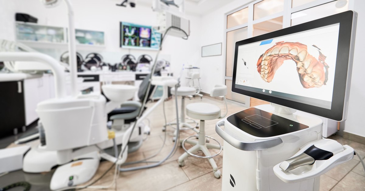 How employees use artificial intelligence to save time at work