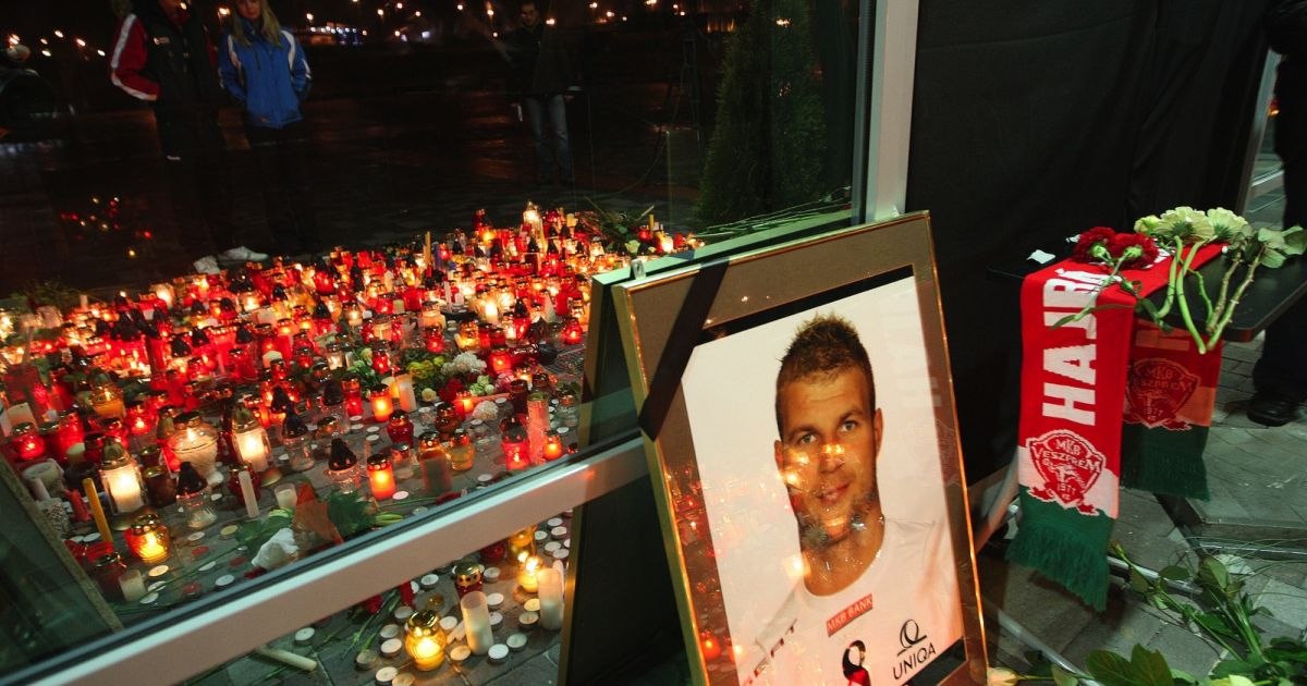 Marian Cozma's killers approached liberation, although they had been sentenced to life. 16 years since the death of the handball player