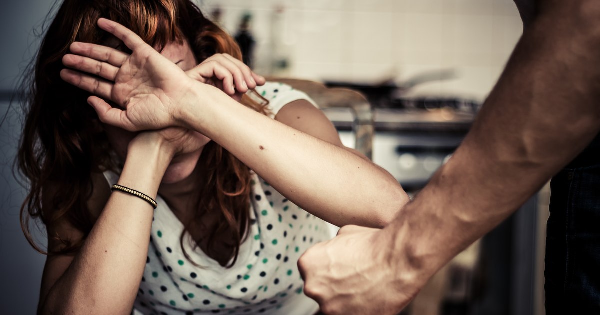 Nearly 700 calls to the number intended for domestic violence and human trafficking in January. Data provided by the Agency for Equal Chances