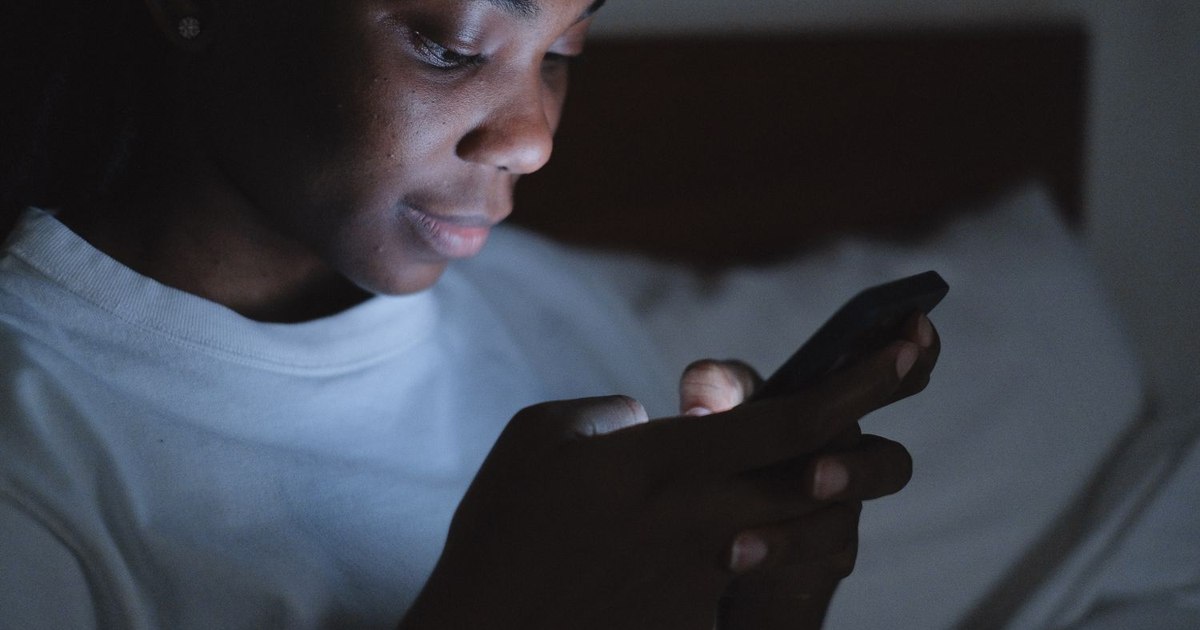 New Alarming Study: Every hour spent with eyes in the phone increases the risk of myopia