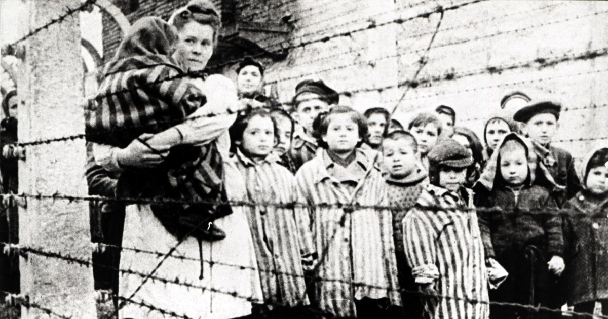 Prof. Anca Tudorancea: "People need to know more history to understand what the dangers of patriotic speeches are"