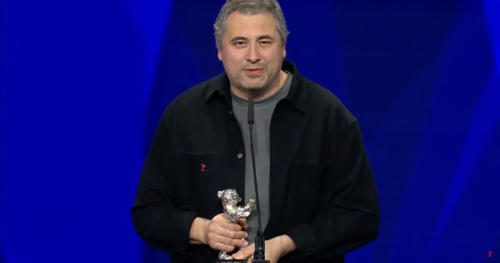Radu Jude won the silver bear for the best scenario at the Berlin International Film Festival. "I am a weak screenwriter"