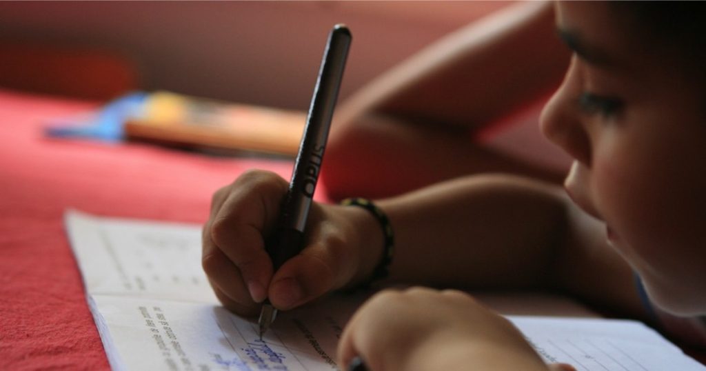 Students in the country, champions to numerical illiteracy. Andrei Caramitru: "A huge problem of IQ". How the specialists in education respond to him