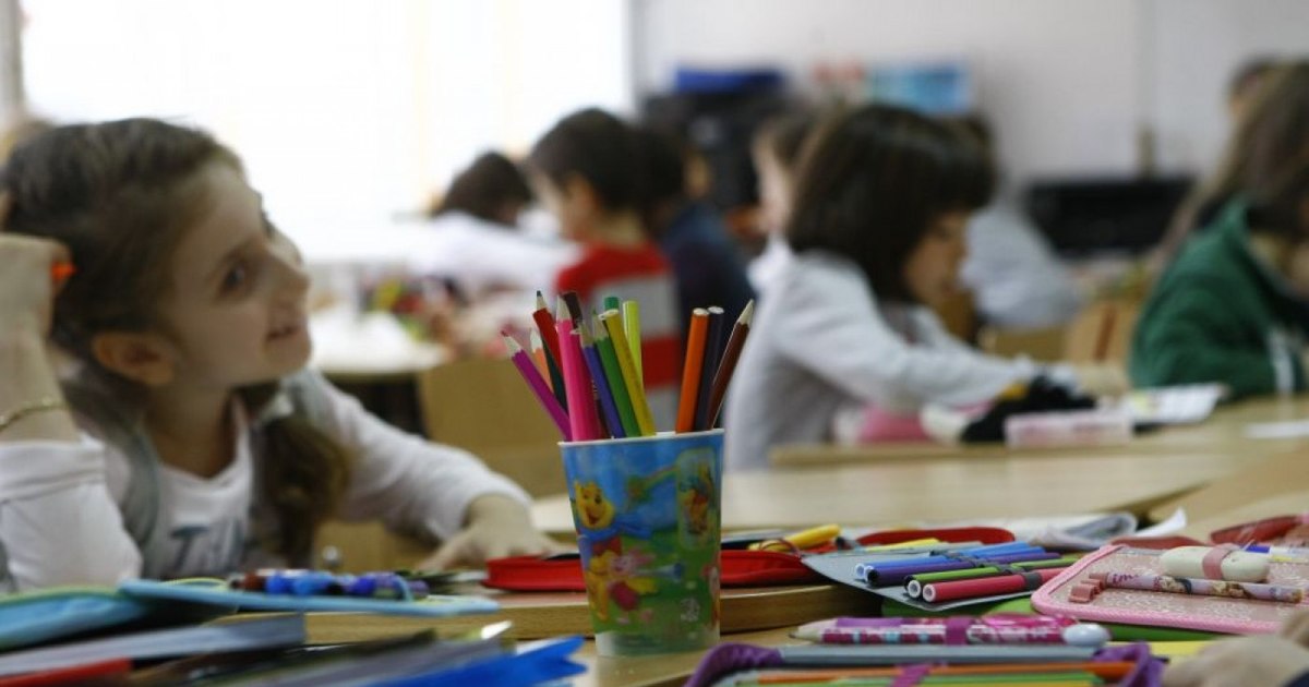 When the registration to the preparatory class 2025 begins. What is the full calendar and what documents must contain the file