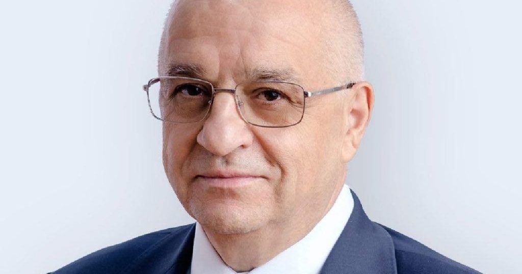 Who are the parliamentarians who will control the intelligence services. Possible incompatibility in the case of Felix Stroe, former Security informant
