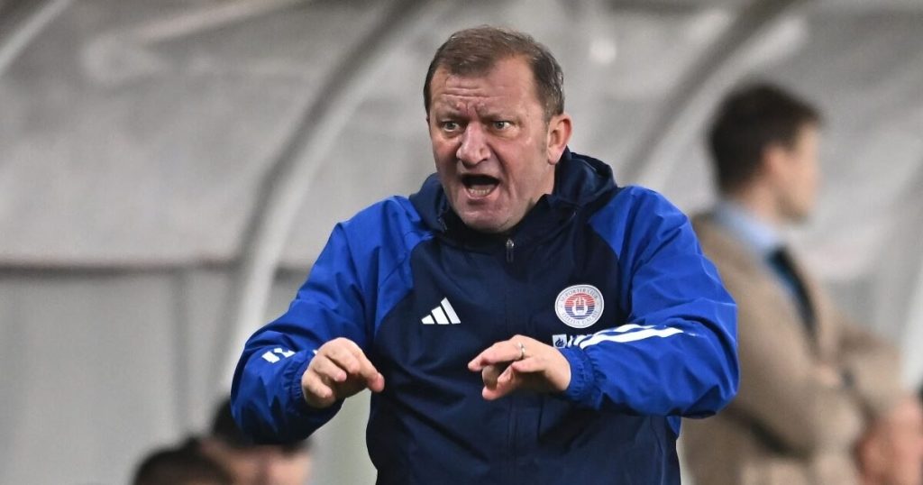 Dorinel Munteanu starts the job. The most selected Romanian will work on the team sponsored by the Hungarian government