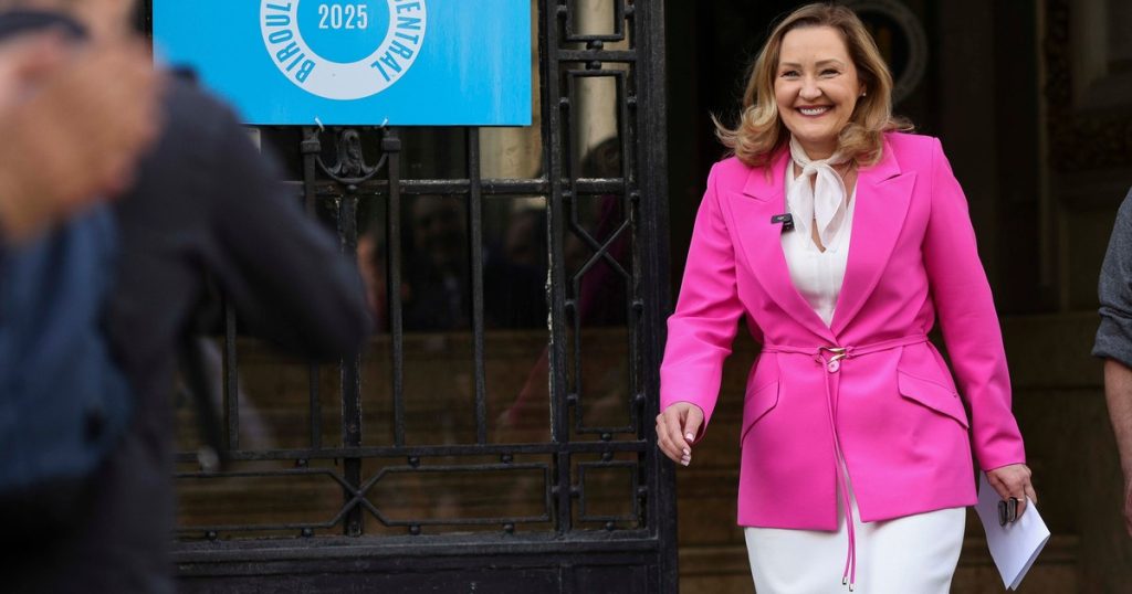 Portrait of candidate. Who is Elena Lasconi, the journalist who became a spearhead in the USR