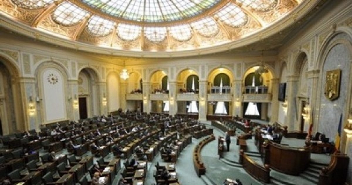 Senate meeting, suspended after not adopting the project on organizing presidential elections