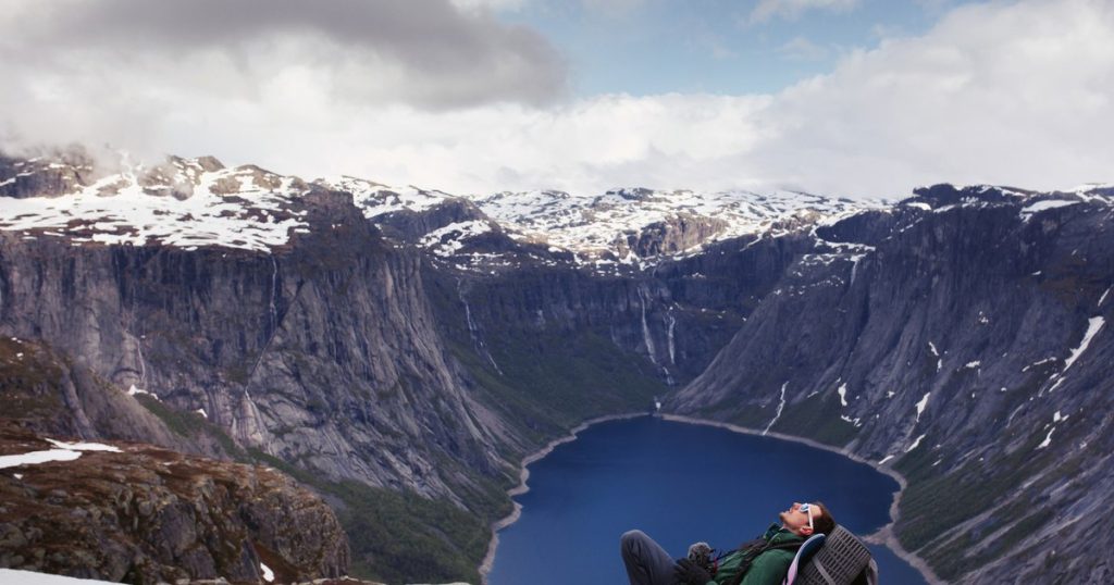 The amount spent by a Romanian in the 12 -day trip to Norway: "I saw the most beautiful places on the planet"