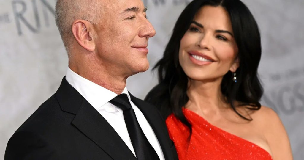 The strange message posted by billionaire Jeff Bezos. "Mood"