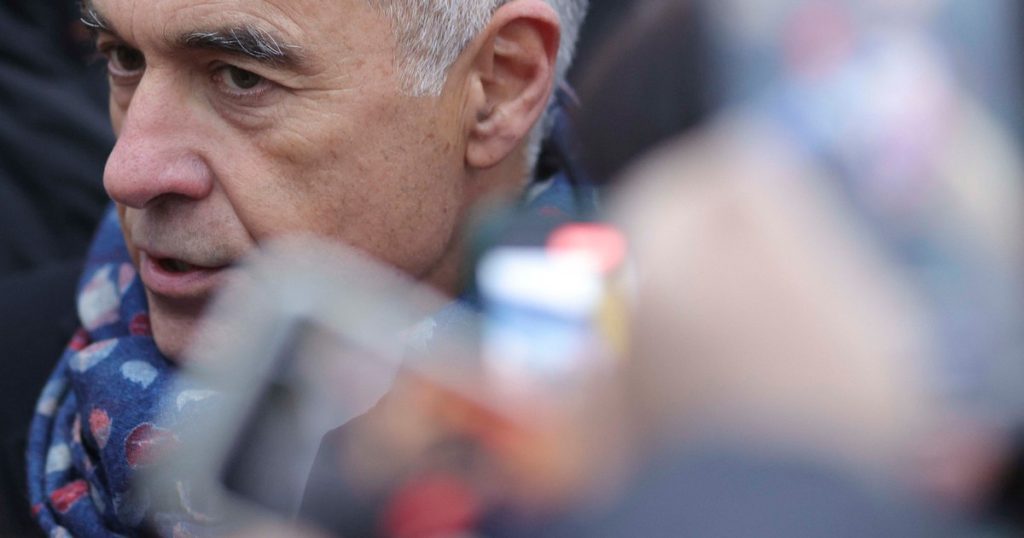 What follows Călin Georgescu. Teacher: "Are there life politicians after the van?"