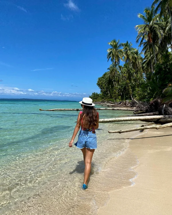 The beaches of the islands of Blas Photadel Marydevol