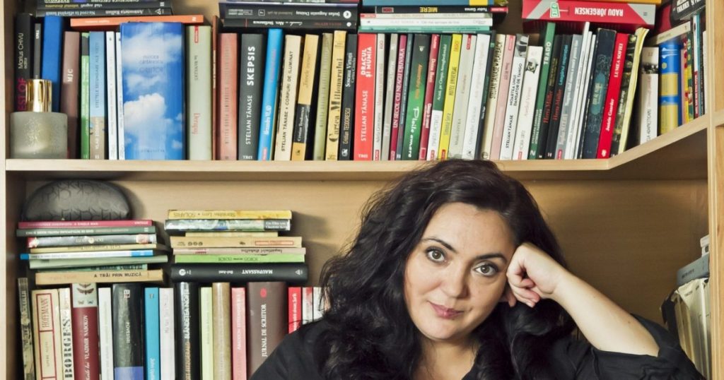 Andreea Răsuceanu, writer: "A book, if it is well written and alive, will be able to impose, both on us and foreign markets"