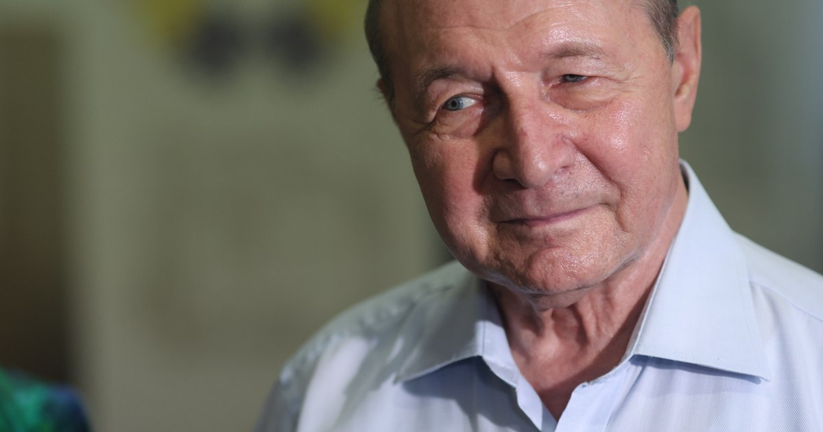 Basescu says Tour 2 would not have been canceled if Ciolacu or Ciuca had entered