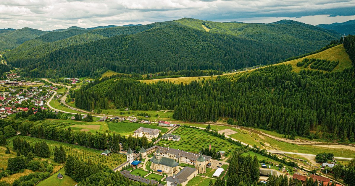 Foreigners, enchanted by Via Transilvanica. "A muddy adventure through the dream landscapes of Romania"