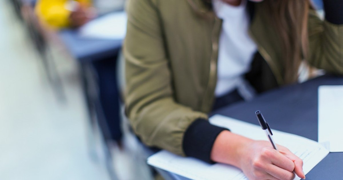 "Pearls" to the simulation from the National Assessment. "The author takes the sun, why he was angry?"