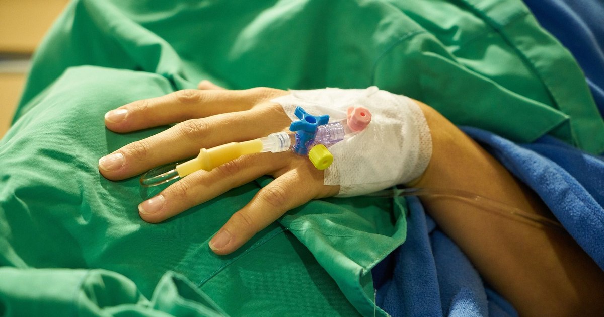 Romania, the country of "we do not have": "We have no prevention, we do not have hospitals, we do not have enough doctors, we have no medicines." We are not sure that, once admitted to the hospital, we will go out and healthy