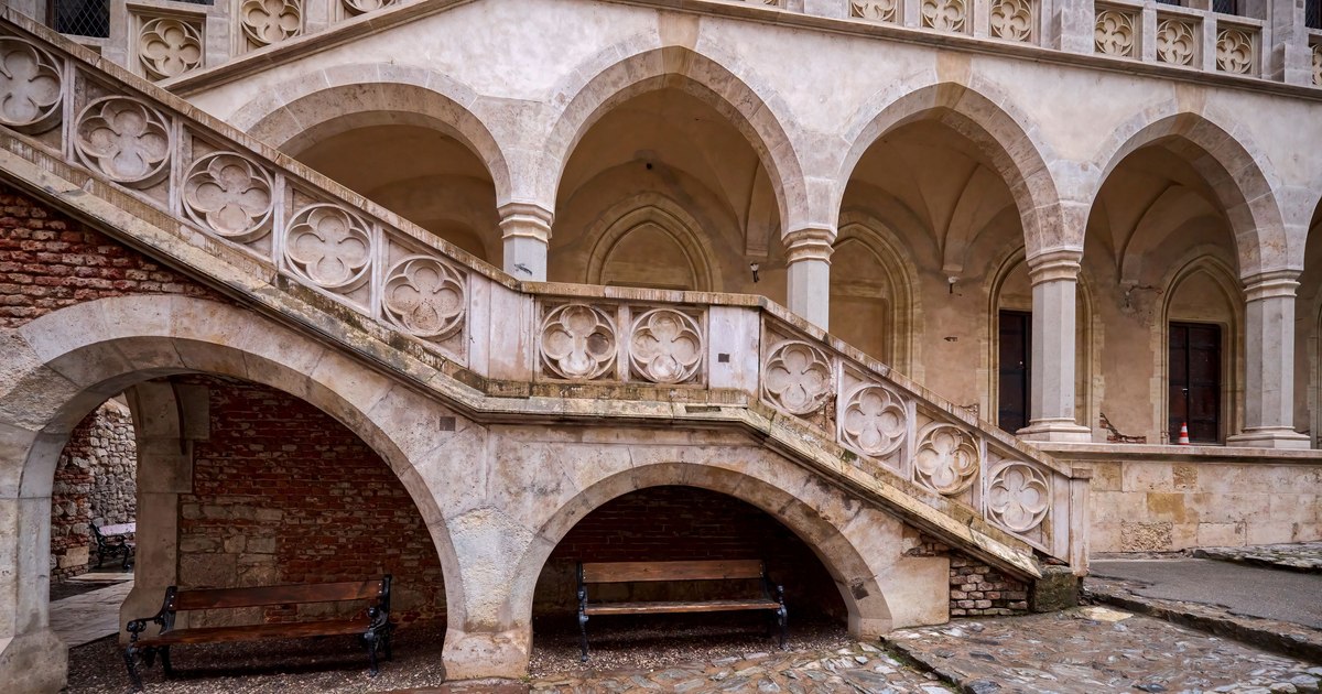 The castle in Romania included in the top of the most spectacular fortresses in Europe. Outclassed Germany and Austria