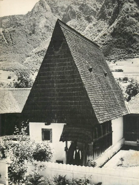 Avram Iancu's parental house. Photo: Illustrated from the 20's