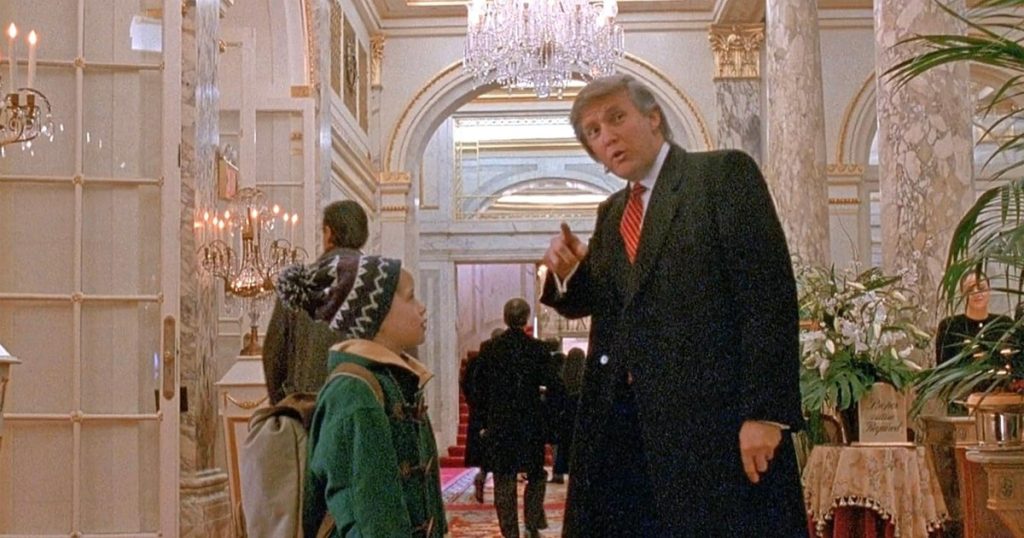 Video scene with Donald Trump from the movie "Alone at home 2" could be deleted. The director is afraid that the decision could lead to his deportation