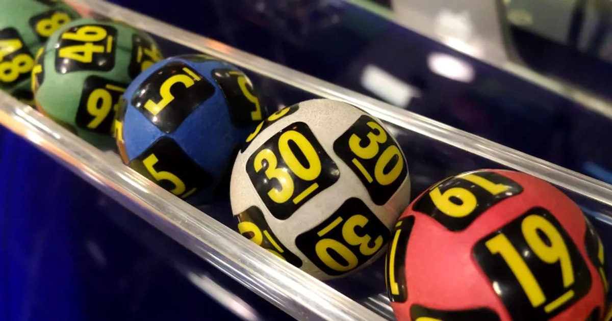 Winning numbers at Loto draws on Sunday, April 6. Report of nearly 3 million euros at the Joker shooting
