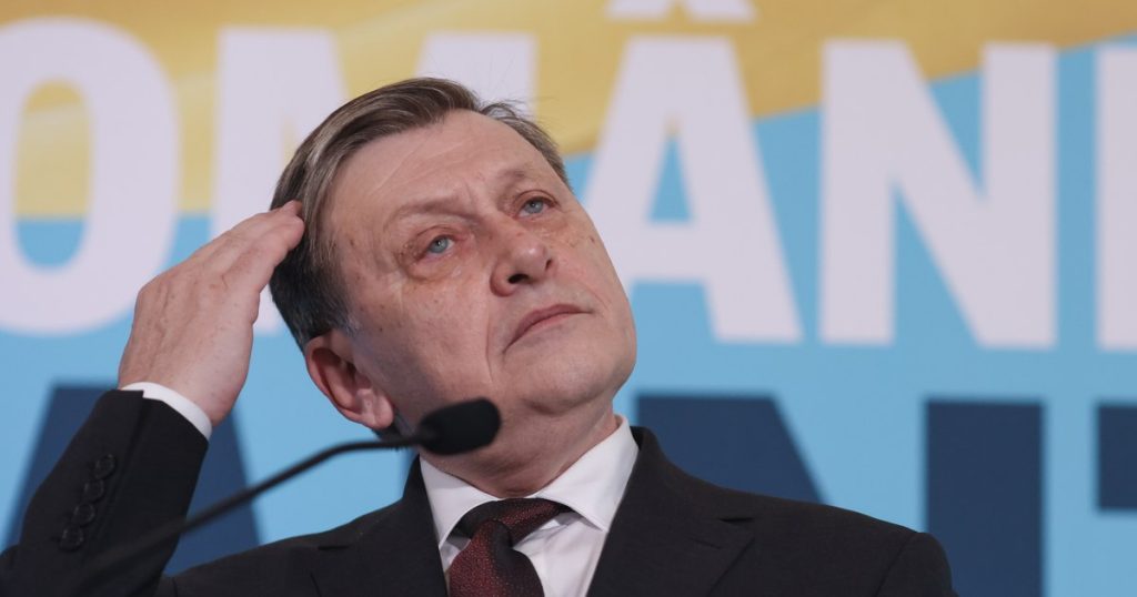 Crin Antonescu sent a new message after losing the elections. "I have the right not to be taken in the flock for a new" rescue "of the country"