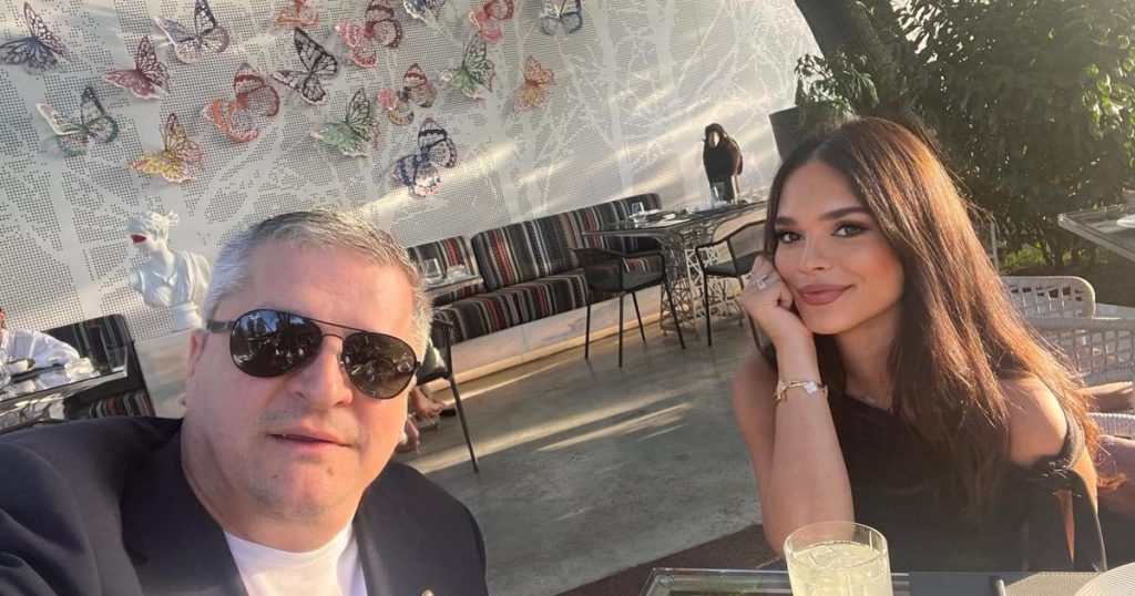 How did the "vice -consul" come to New York the daughter of a former PSD deputy, after only a month of work. Her father is a supporter of sovereignism