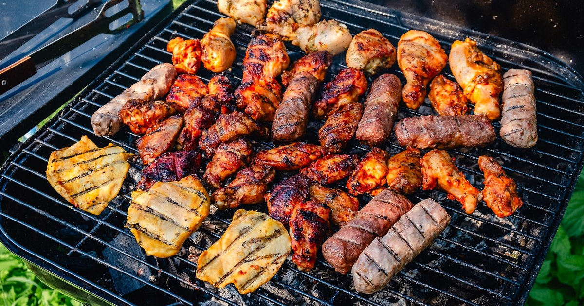 How to prepare the meat on the barbecue so that it does not endanger our health. A doctor's warning