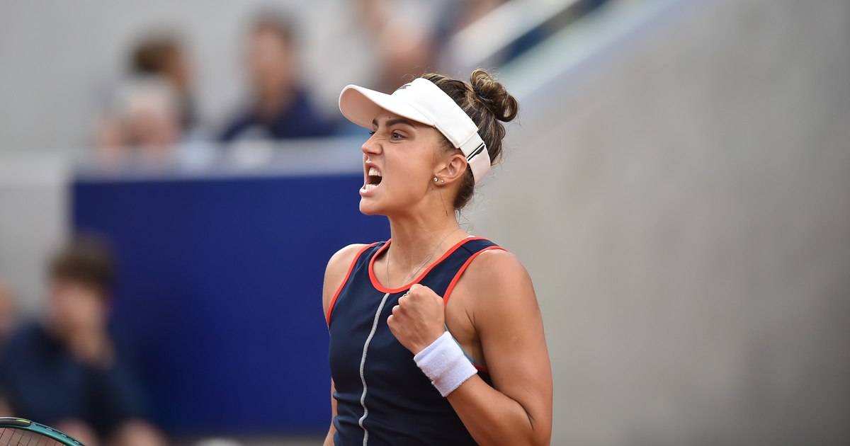 Jaqueline Cristian has nine lives at Roland Garros. Our athlete turned a game that seemed lost and will over