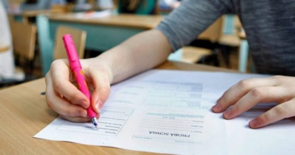 National Assessment 2025. Models of topics, calendar and math preparation