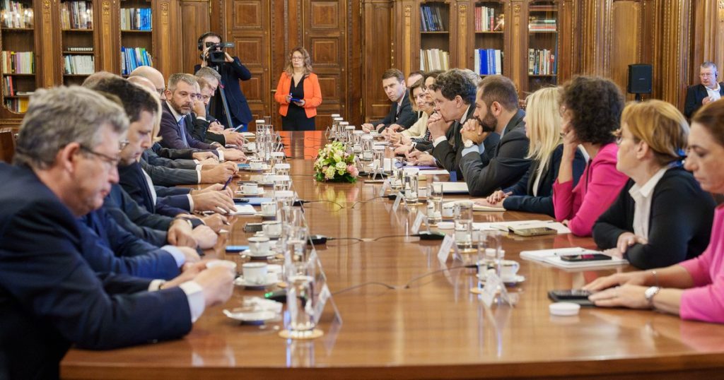 Nicușor Dan, meeting with representatives of the business environment: "Before June 30 we have to prepare a package on deficit measures"