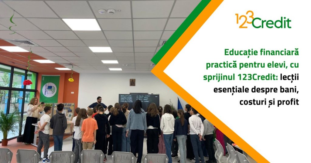 Practical financial education for students, with the support of 123Credit: Essential lessons about money, costs and profit