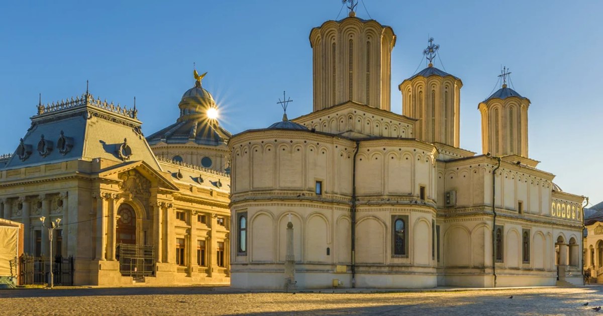 Reaction of the Patriarchate after HE Teodosie did a job for gold: "The Romanian Orthodox Church reaffirms its neutrality in the presidential elections"