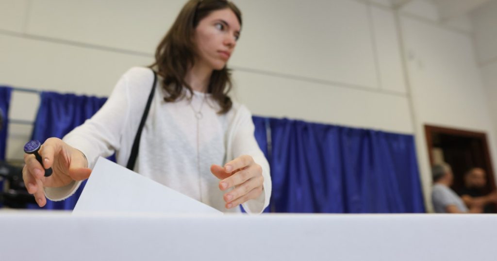 Remus Ștefurreac, the director of Inscop, estimates a greater vote and a raised race on May 18