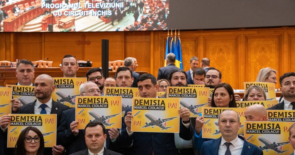 Reorganization analysis in parties and calculations for the new government. The risk of the Gold Party in Parliament