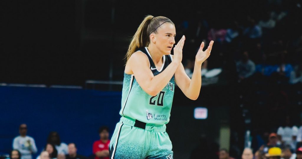 The Romanian Sabrina Ionescu, an exceptional season started in the American basketball championship