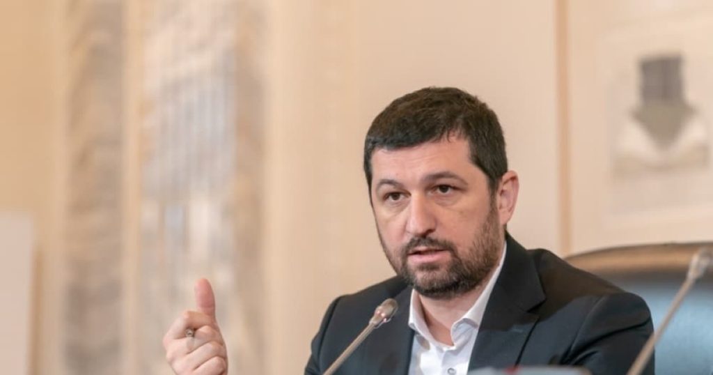 What the first vice-president of Gold says about the version of a minority government, after elections, with Prime Minister Călin Georgescu